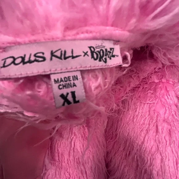 Dolls Kill Women pink fur coat - Picture 4 of 6